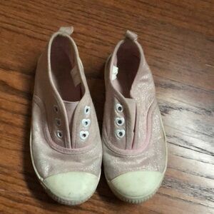 Little girl shoes size 10